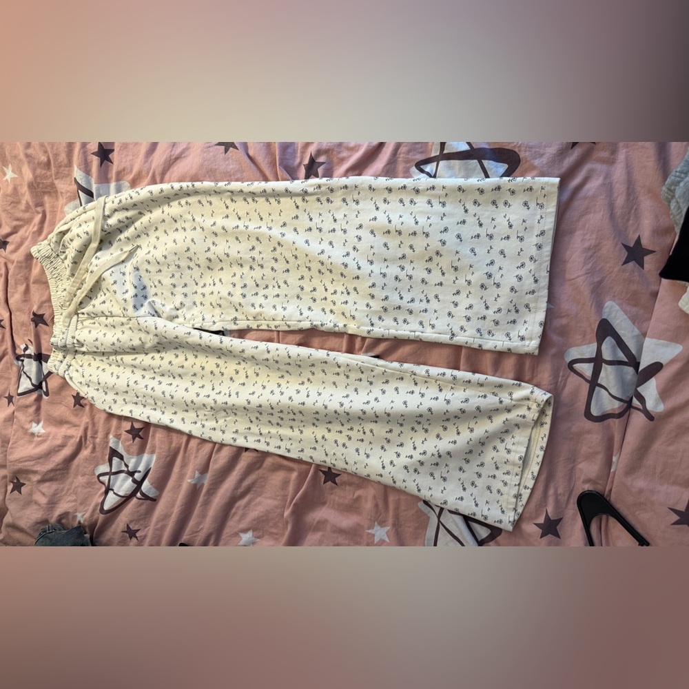 Kids Cream Floral Pants